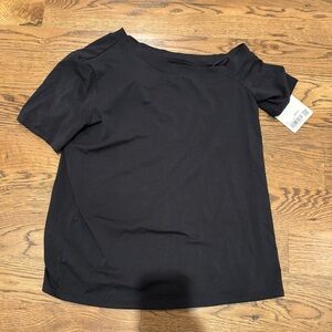 NWT Lululemon Women’s Black Off The Shoulder Tee Size Small